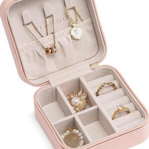 Pink travel Jewelry Organizer with Gold zipper